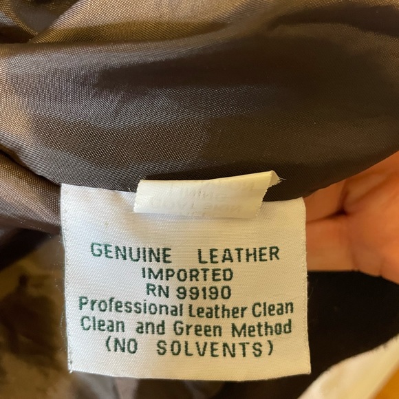 Sporty’s Pilot Leather Bomber - Picture 11 of 11